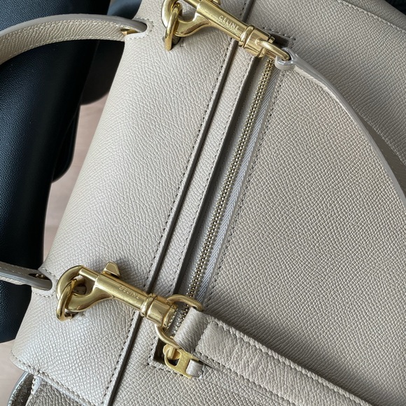 Celine Micro Belt Bag in Grained Calfskin Taupe - Picture 5 of 15